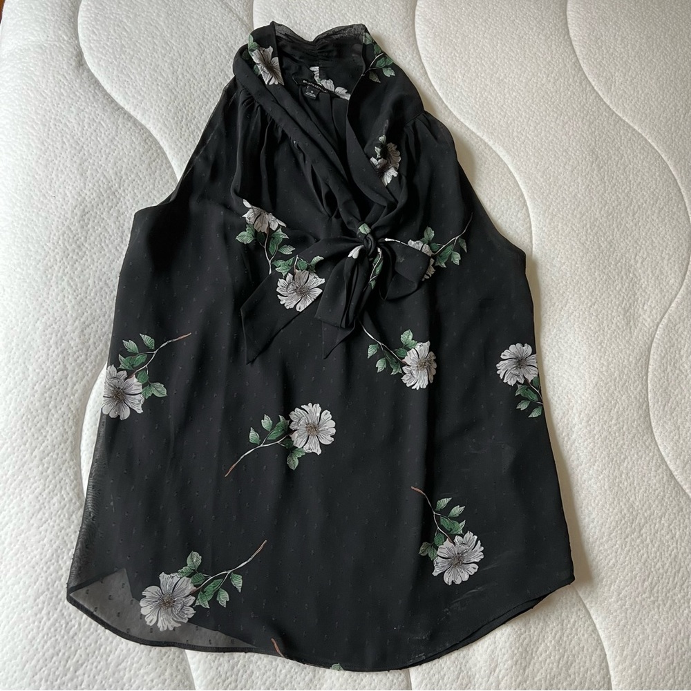 Secretary top daisy print S Banana republic